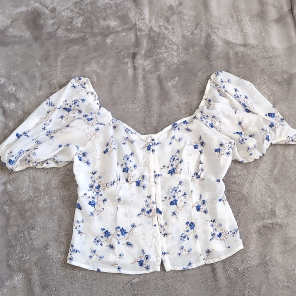 Floral Off-Shoulder Blouse